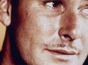 Errol Flynn: convulsionada vida grande actor cine aventuras historia.